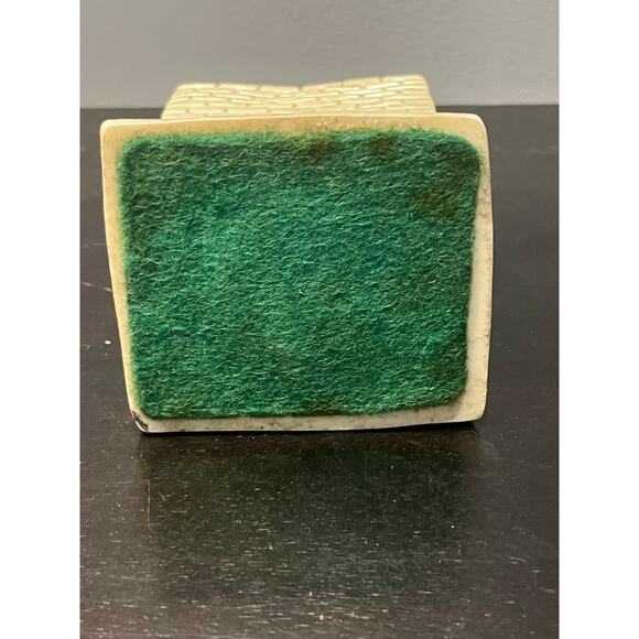 Vintage Santa Mouse Russ Wallace Berrie  Figurine 1969 Merry Christmas - Picture 3 of 4